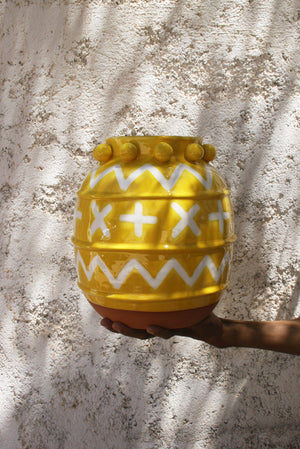 
                  
                    Vase Tata- yellow
                  
                